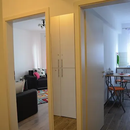Apartment Orange Studio