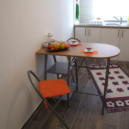 Apartment Orange Studio *